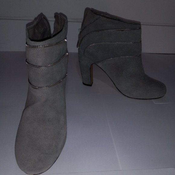 grey suede ankle boot 3.75" heel with zipper, US women's size 9 - Picture 5 of 14